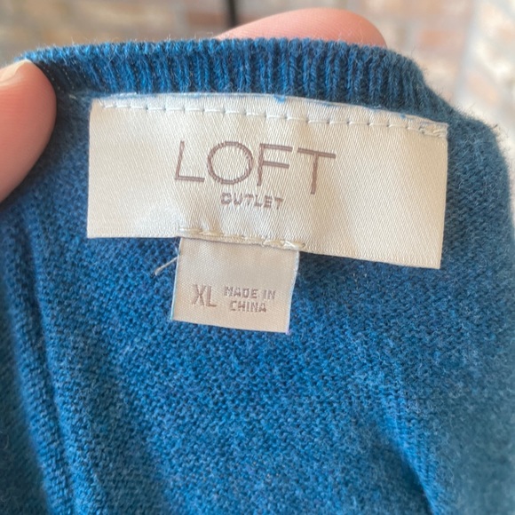 Loft Sweater - Picture 3 of 4